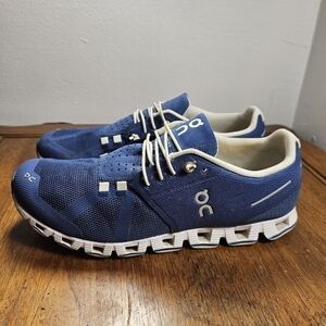 On Cloud Swiss Engineering Running Shoes Women's Size 10.5